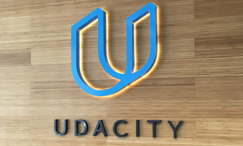 UDACITY: Sebastian Thrun, duchovní otec MOOC, mění kurz