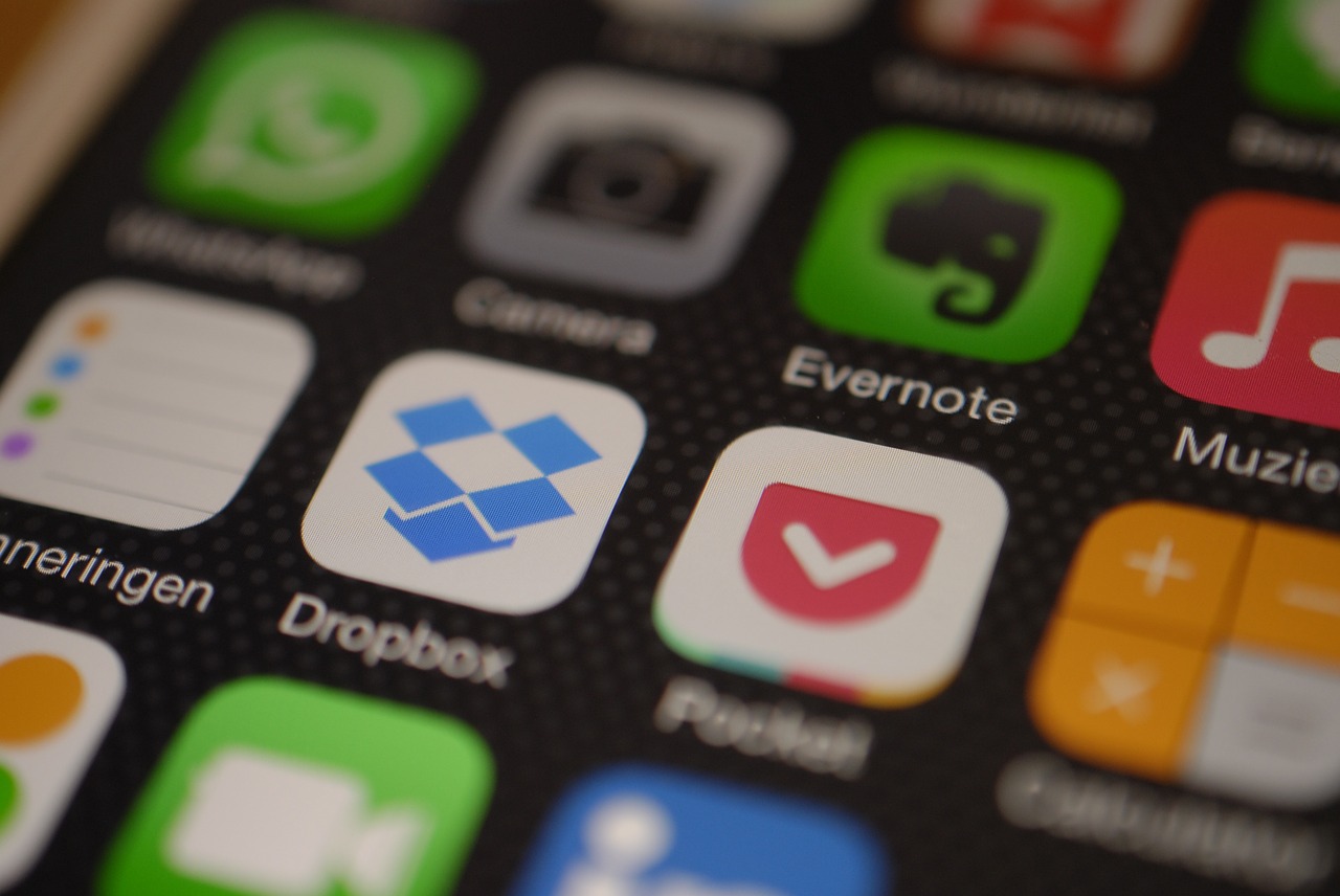 iphone-676726_1280