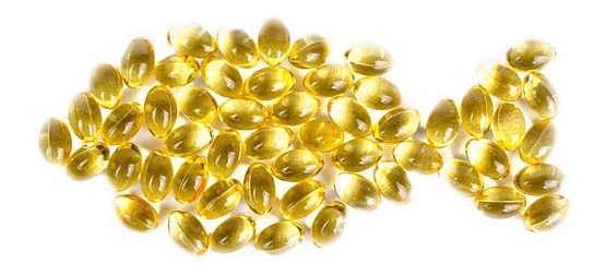 Rybí olej ve formě kapslí jako zdroj omega 3 mastných kyselin