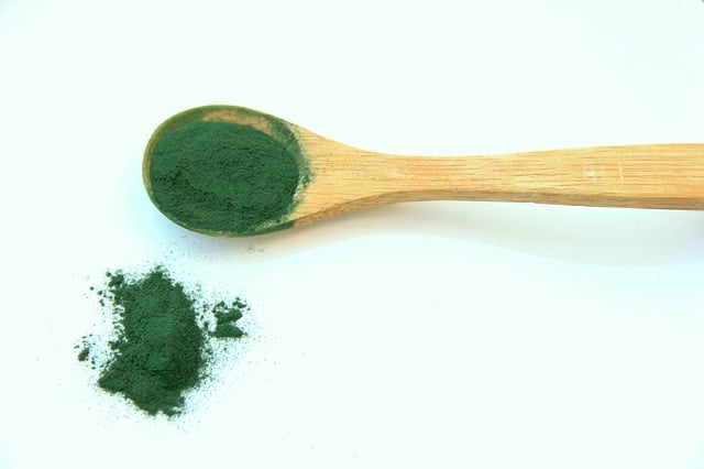 Mezi supergreens patří spirulina